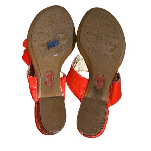 Sofft Orange Patent Leather Sandals With Flower Detail Size 8.5 - Picture 5 of 8